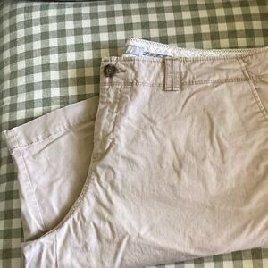 Old Navy tan shorts
